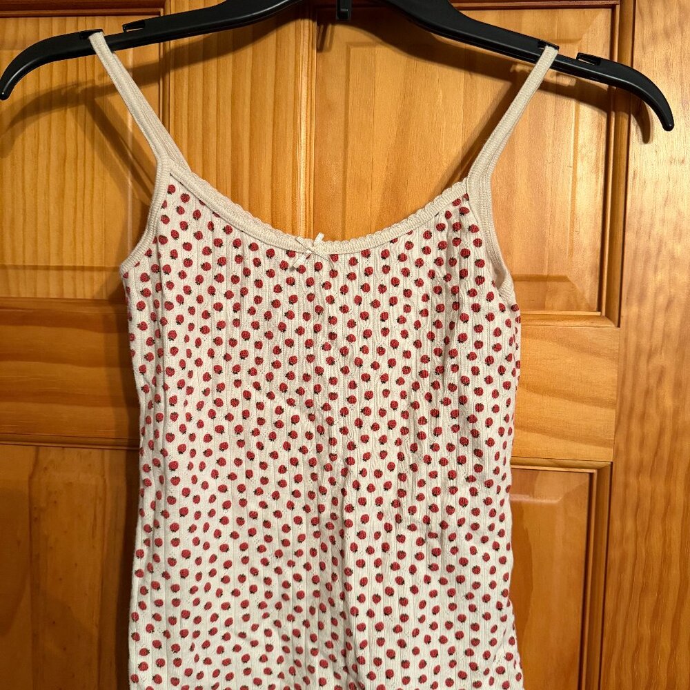 Brandy Melville Women's Strawberry Print Tank
